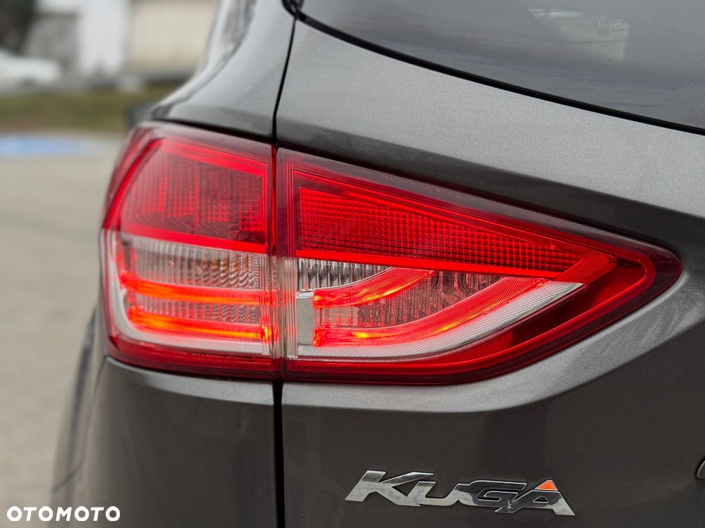 Ford Kuga 2.0 TDCi 4x4 Titanium - 14