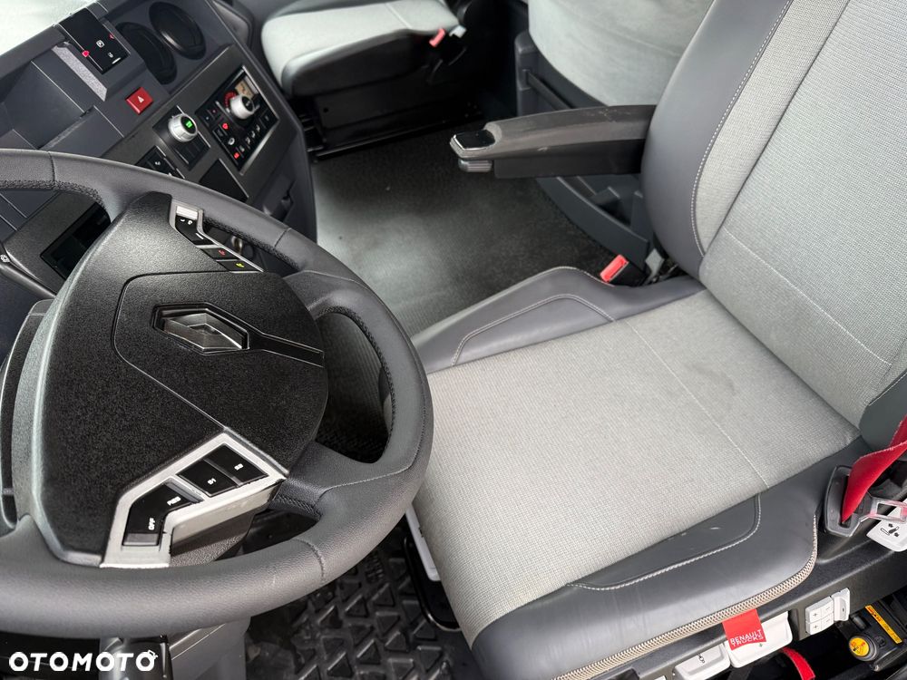 Renault T440 / 13L / HYDRAULIKA 2 OBWODY / 2 ŁÓŻKA / SPROWADZONA / STAN BDB / / / - 25