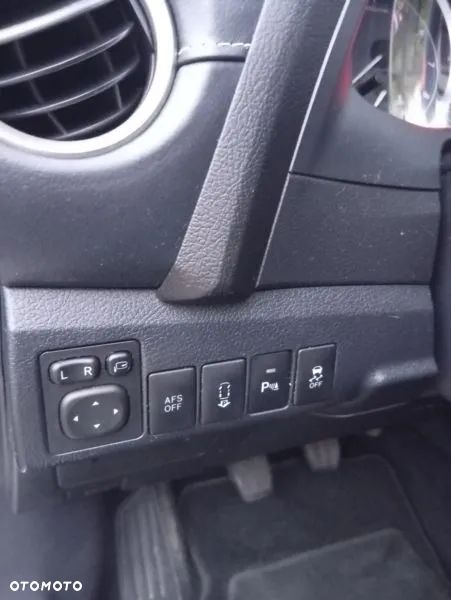 Toyota Auris 1.6 Valvematic Executive - 19