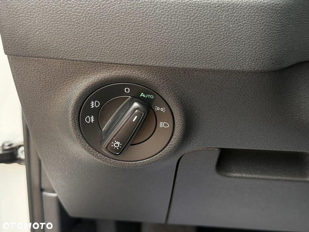 Skoda Karoq 2.0 TDI SCR 4x2 Ambition DSG - 29