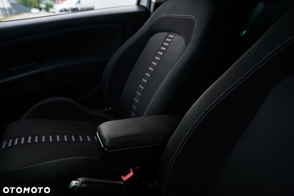 Fiat Punto - 16
