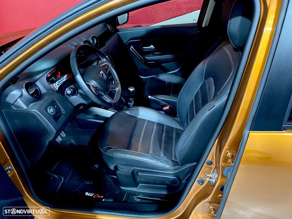 Dacia Duster 1.5 Blue dCi Prestige - 32