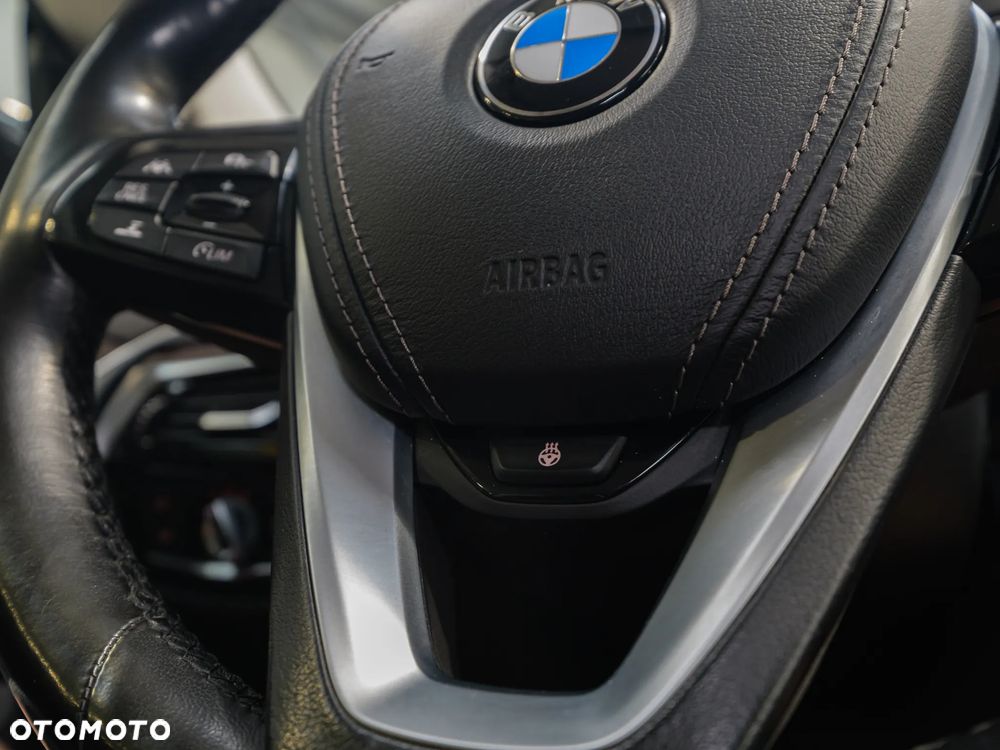 BMW Seria 6 640i xDrive - 36