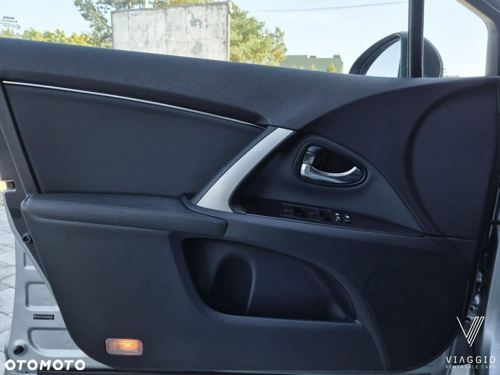 Toyota Avensis 1.8 Sol EU5 - 29