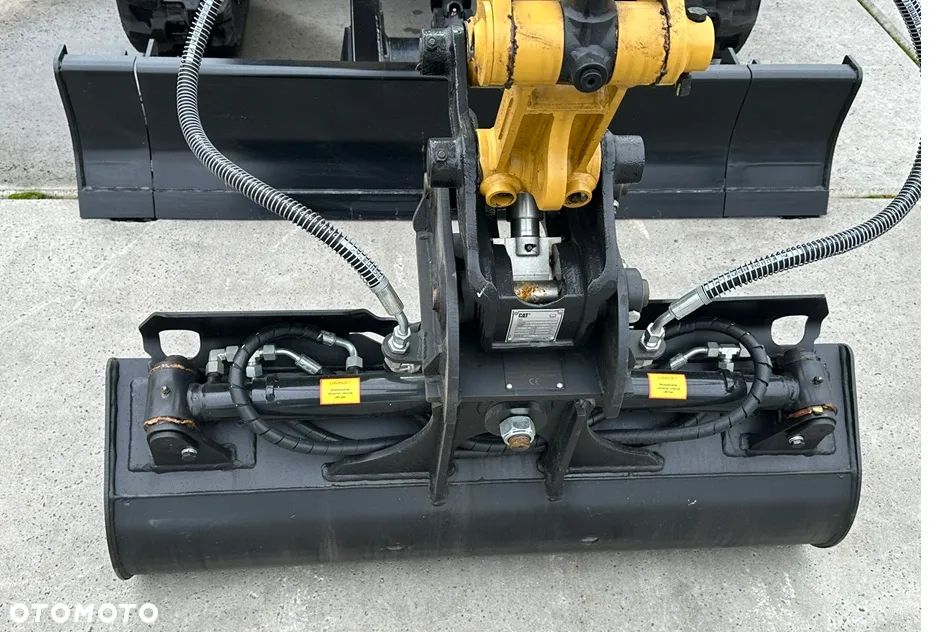 Caterpillar 302.7 CR - 35