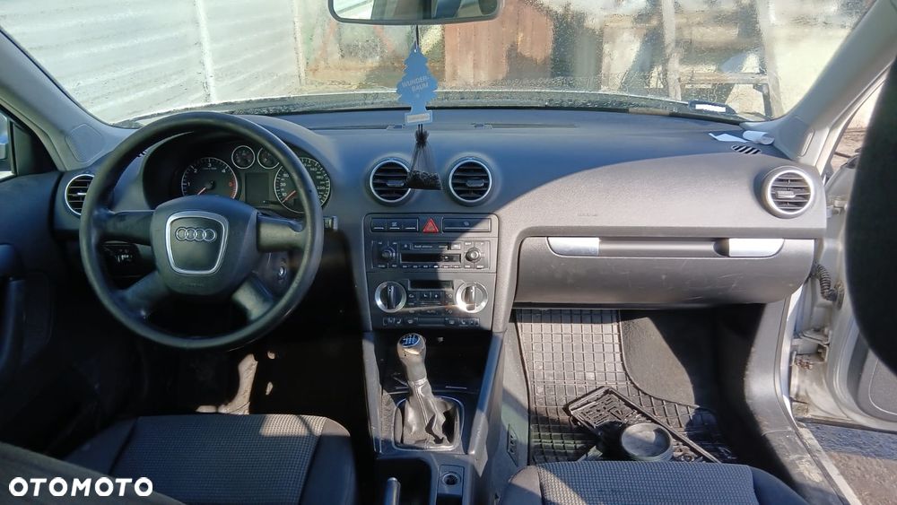 Tylko Części AUDI A3 8P 2.0 TDI BKD 140KM 104kW 5D SPORTBACK 04r–08r Lakier LY7W - 9