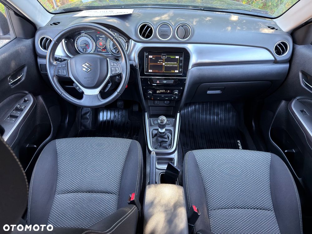 Suzuki Vitara 1.4 Boosterjet SHVS Premium 2WD - 28