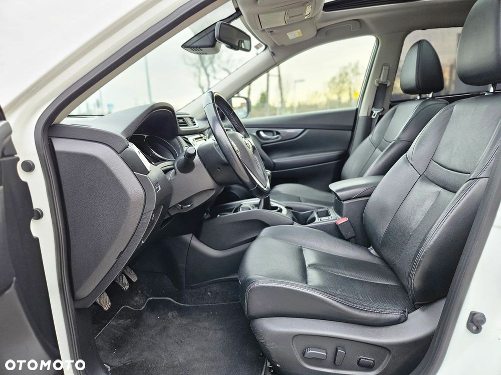 Nissan X-Trail 1.6 DIG-T Tekna 2WD - 24