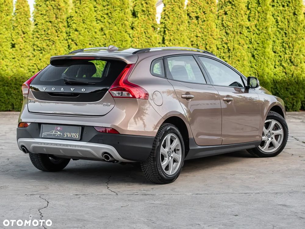 Volvo V40 D3 Geartronic - 13