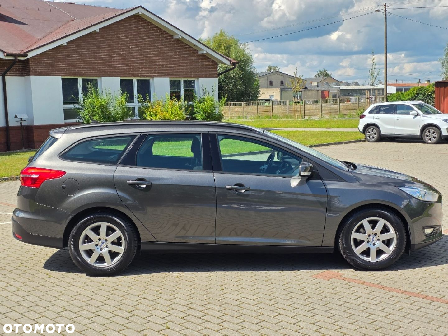 Ford Focus - 38