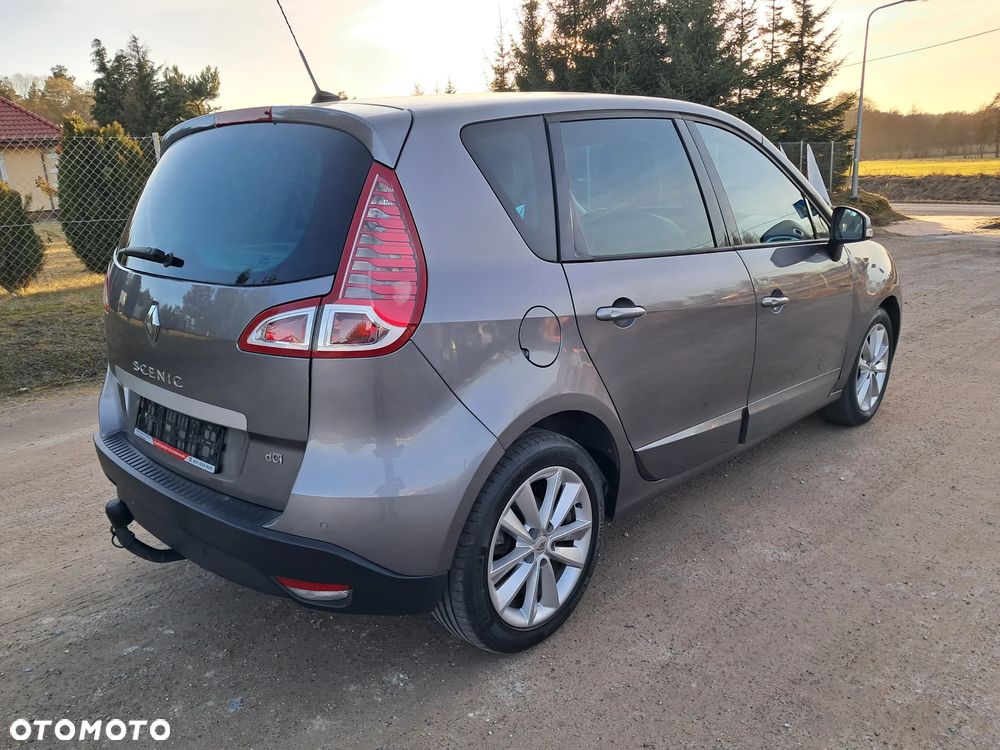Renault Scenic 1.9 dCi Confort Privilege - 8