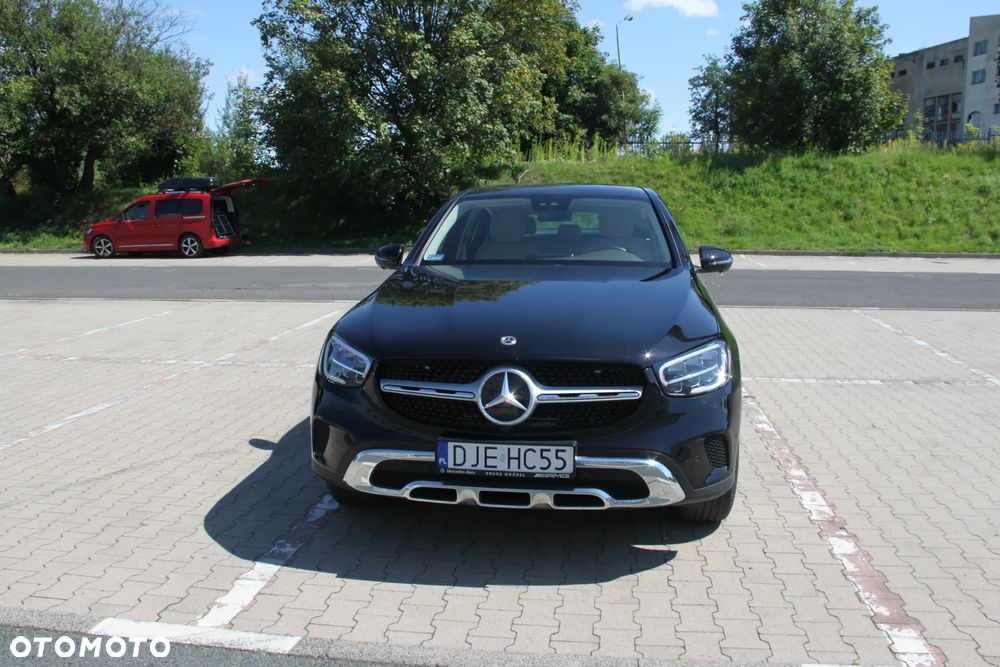 Mercedes-Benz GLC 200 4-Matic - 4