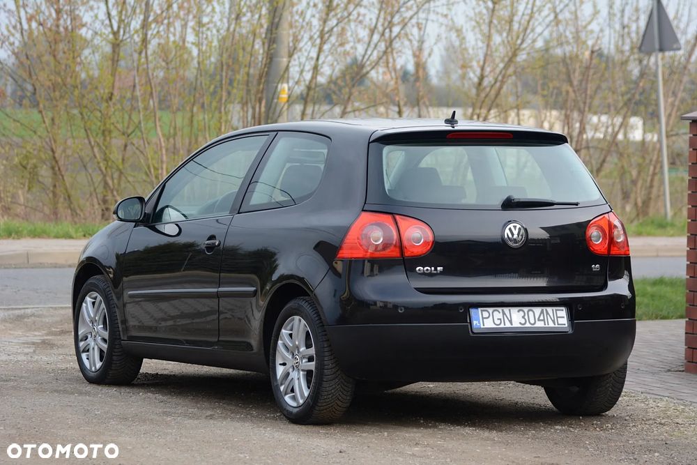 Volkswagen Golf 1.6 Edition - 8