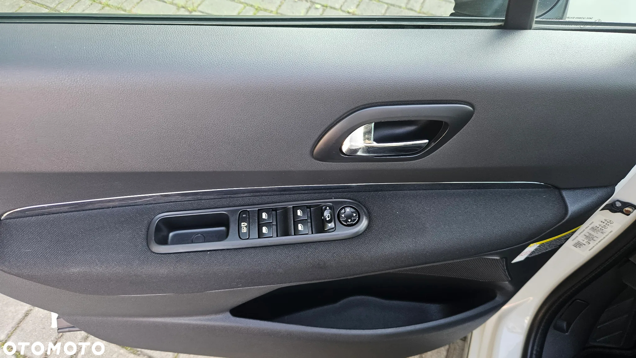 Peugeot 3008 - 31