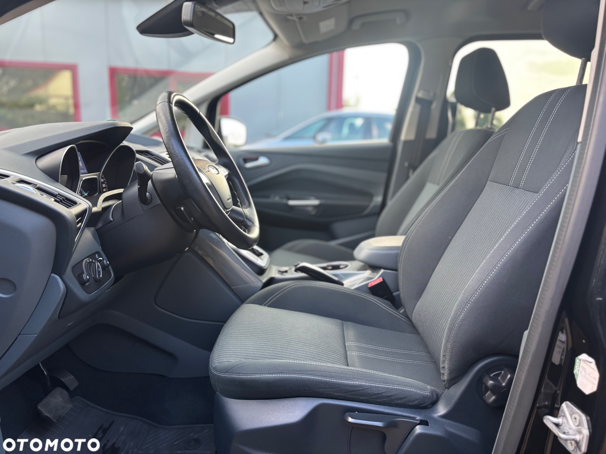 Ford Grand C-MAX 2.0 TDCi Titanium - 12