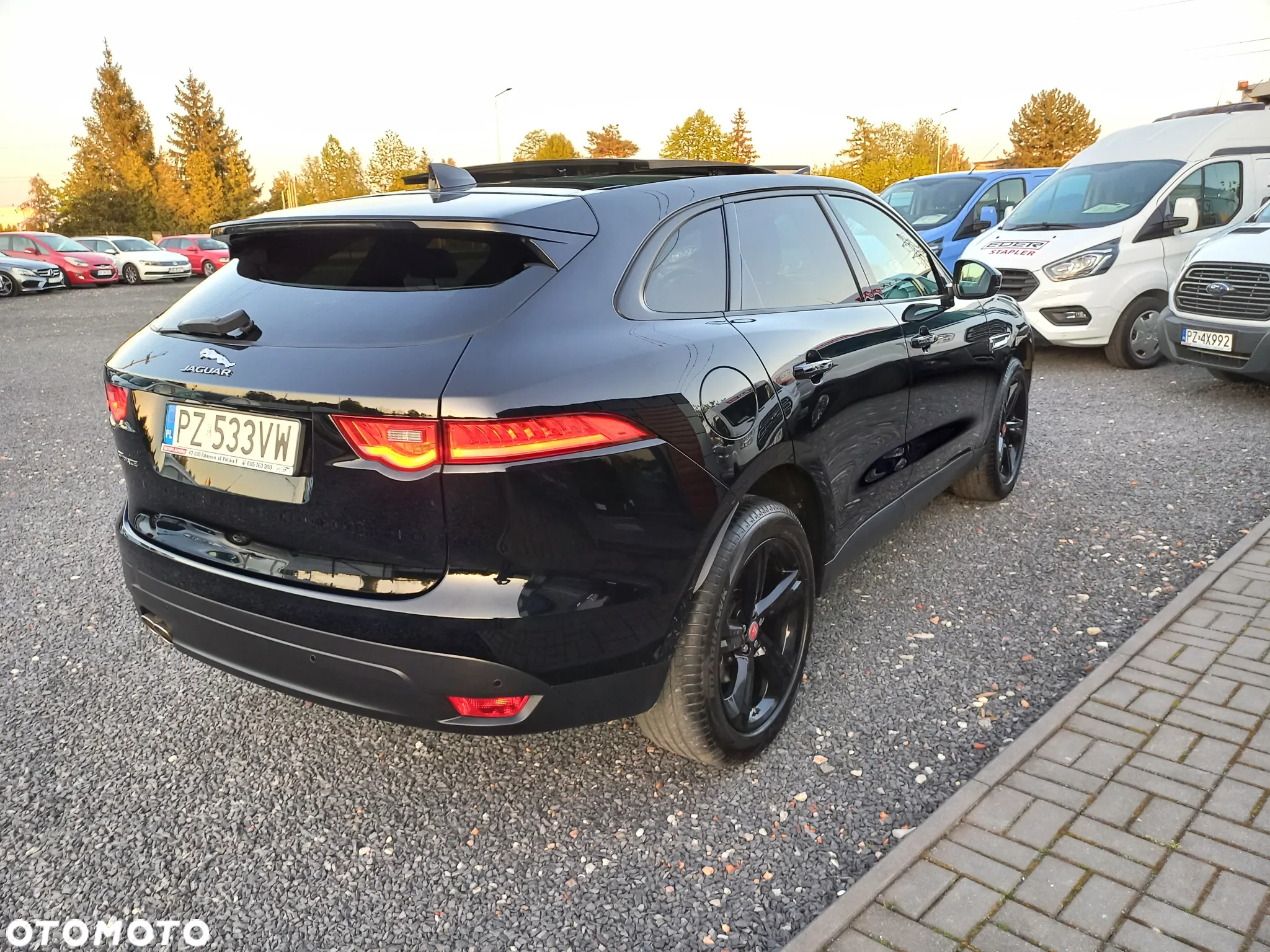 Jaguar F-Pace - 4