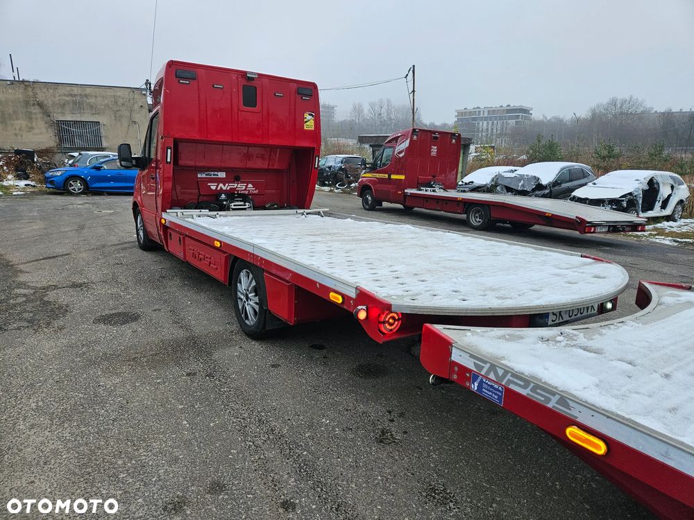 Mercedes-Benz Sprinter - 9