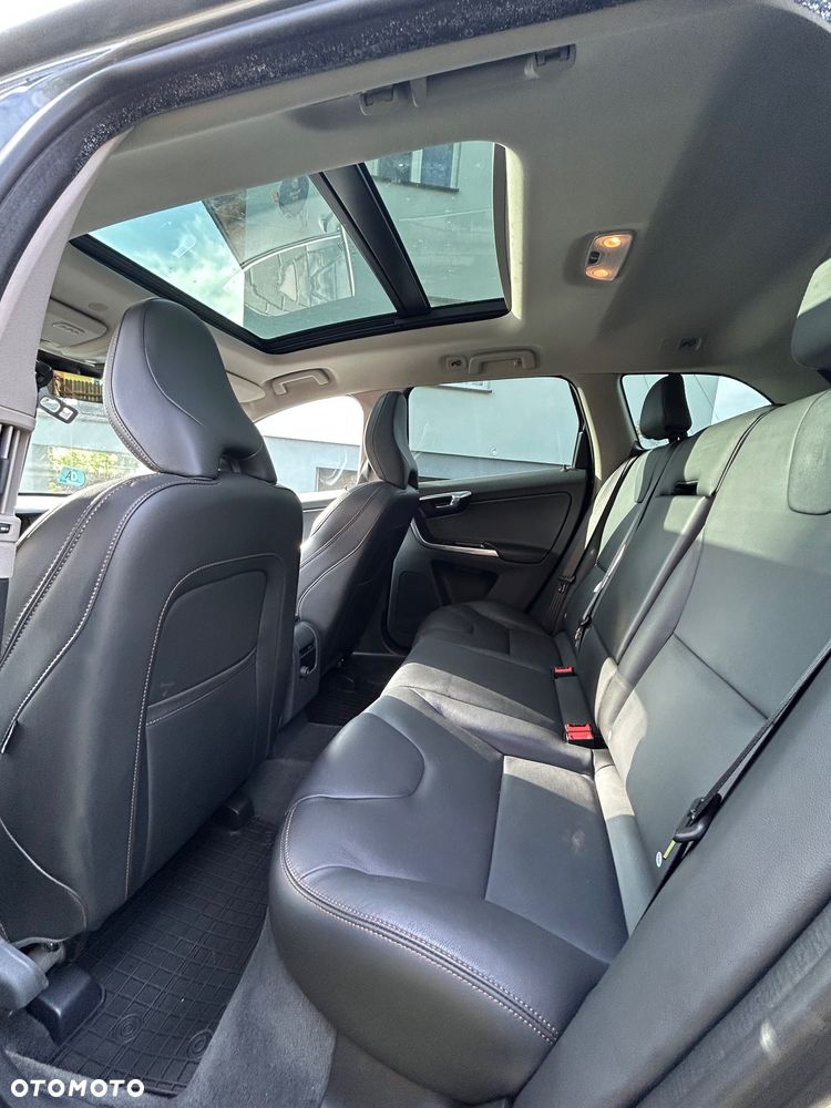 Volvo XC 60 T6 AWD Drive-E Summum - 12
