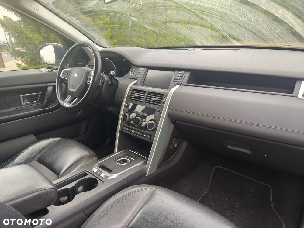Land Rover Discovery Sport D150 HSE - 8