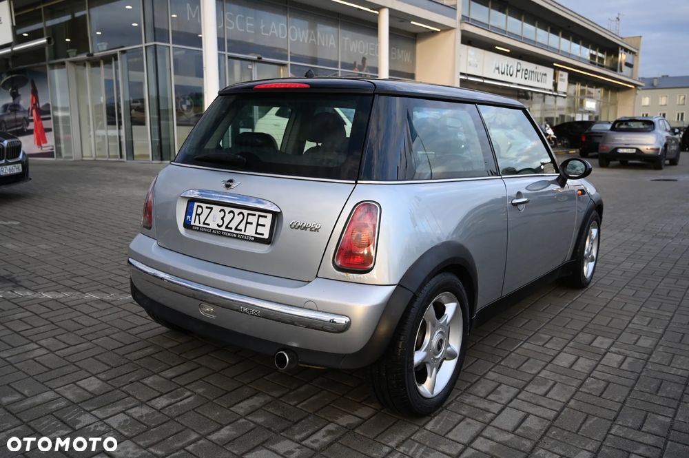 MINI Cooper - 4