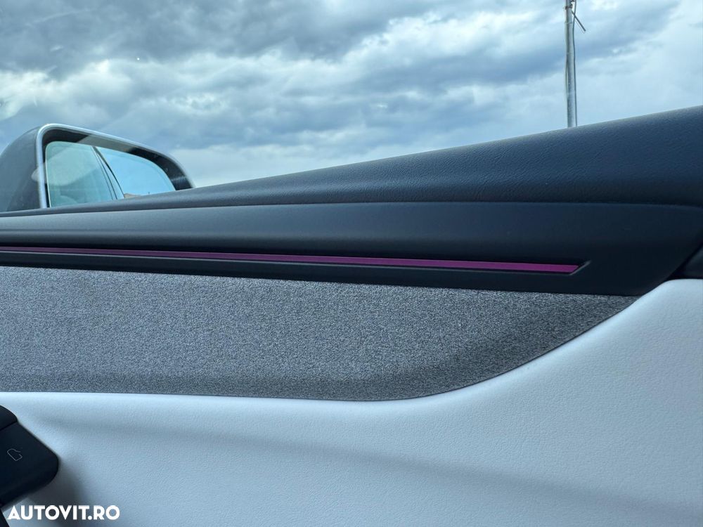 Tesla Model Y - 22