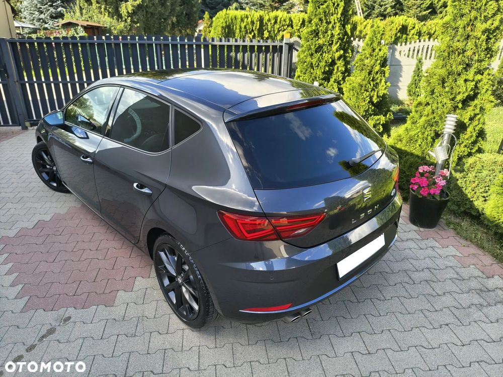 Seat Leon 1.5 TSI ACT DSG OPF FR Black Matt Edition - 10