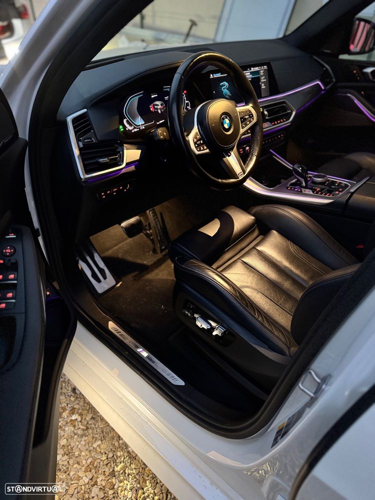 BMW X5 45 e xDrive Pack M 50 anos - 15