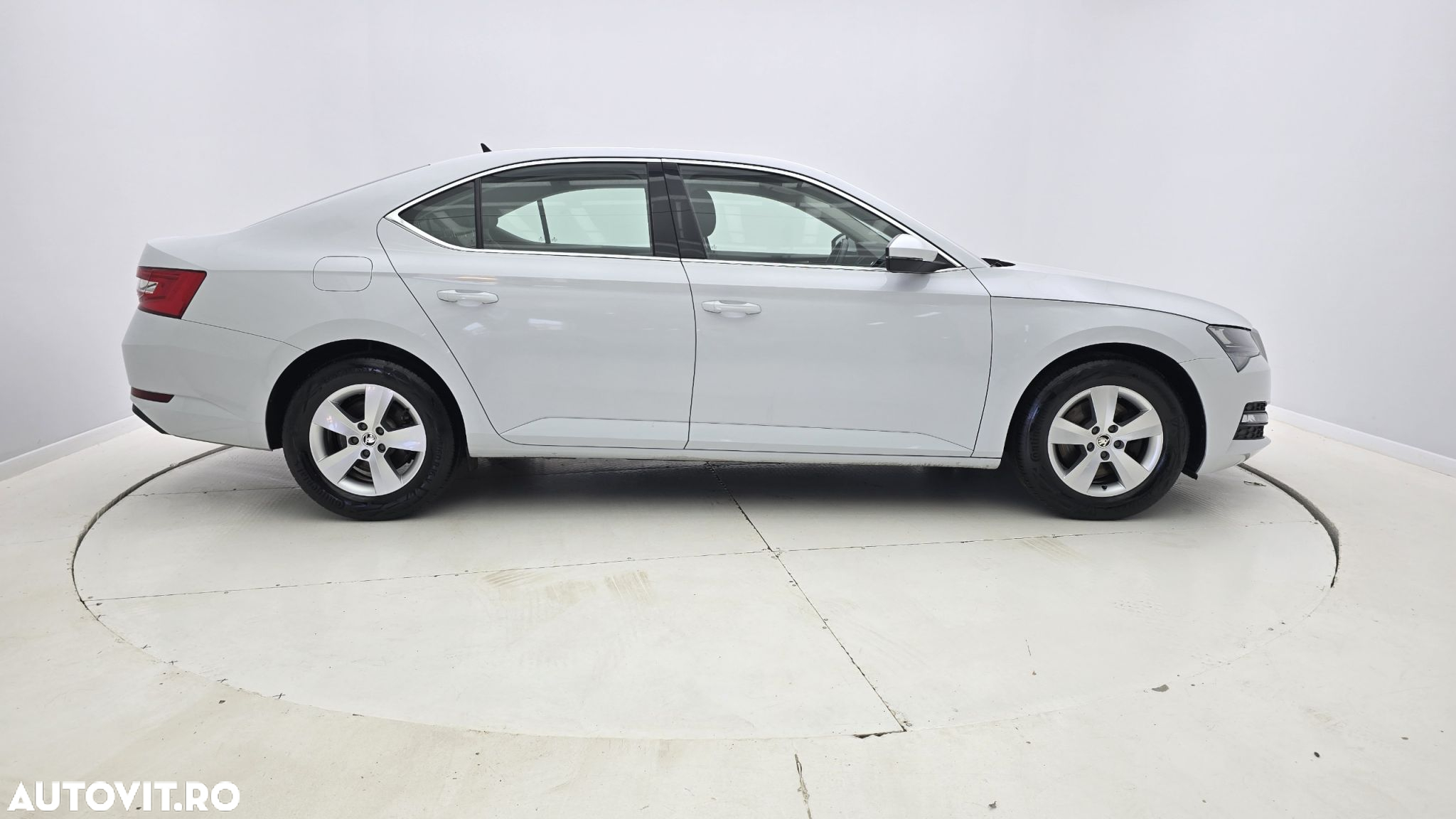 Skoda Superb - 5