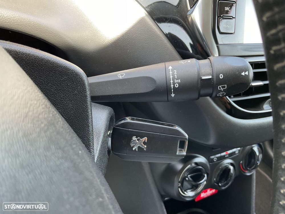 Peugeot 208 1.2 PureTech Active - 20