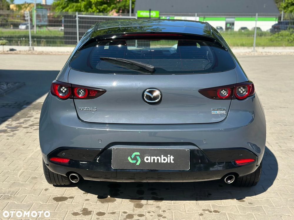 Mazda 3 - 7