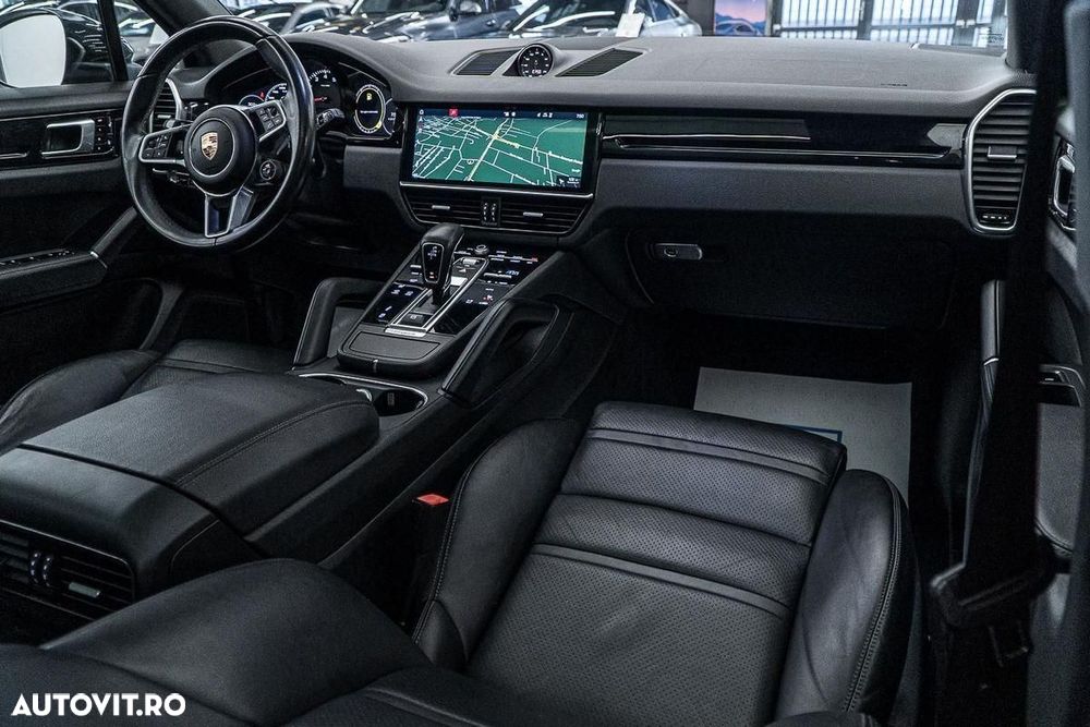 Porsche Cayenne S Tiptronic S Platinum Edition - 3