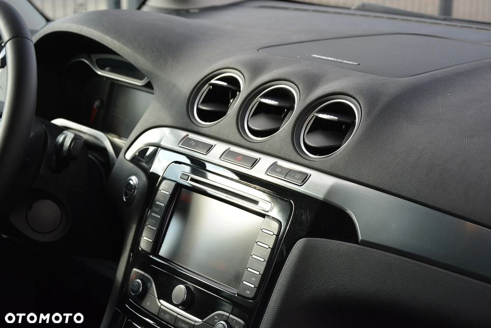 Ford Galaxy 2.0 FF Titanium - 36