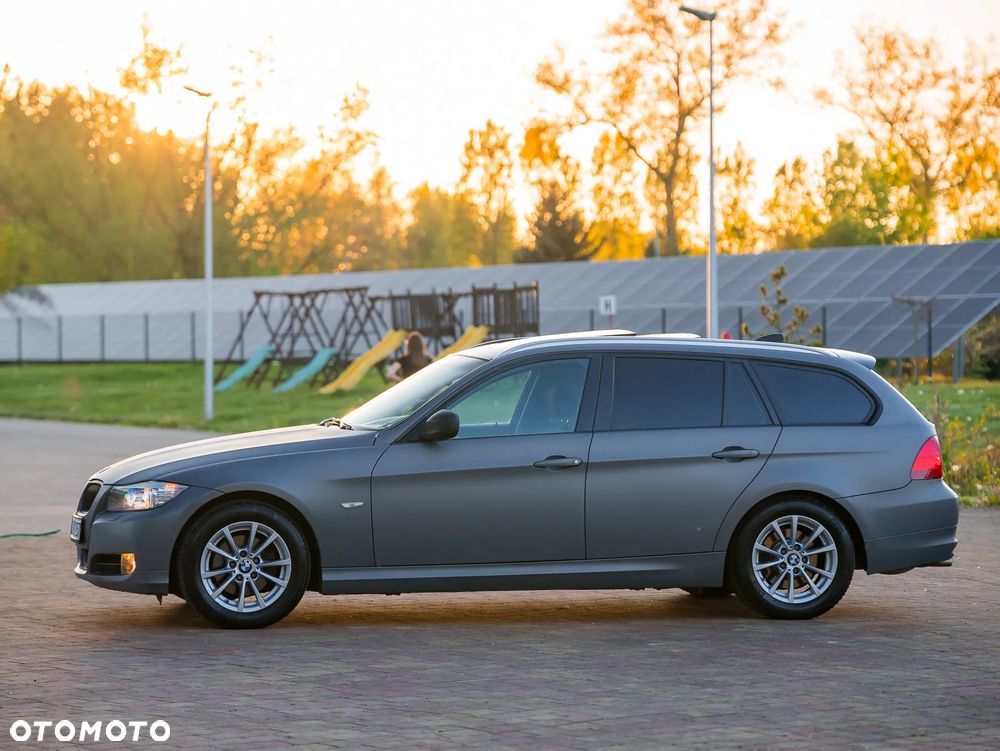BMW Seria 3 318i Edition Lifestyle - 10