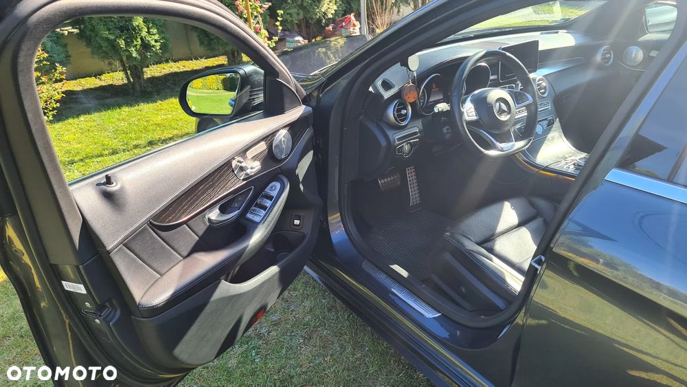 Mercedes-Benz Klasa C 300 7G-TRONIC AMG Line - 11