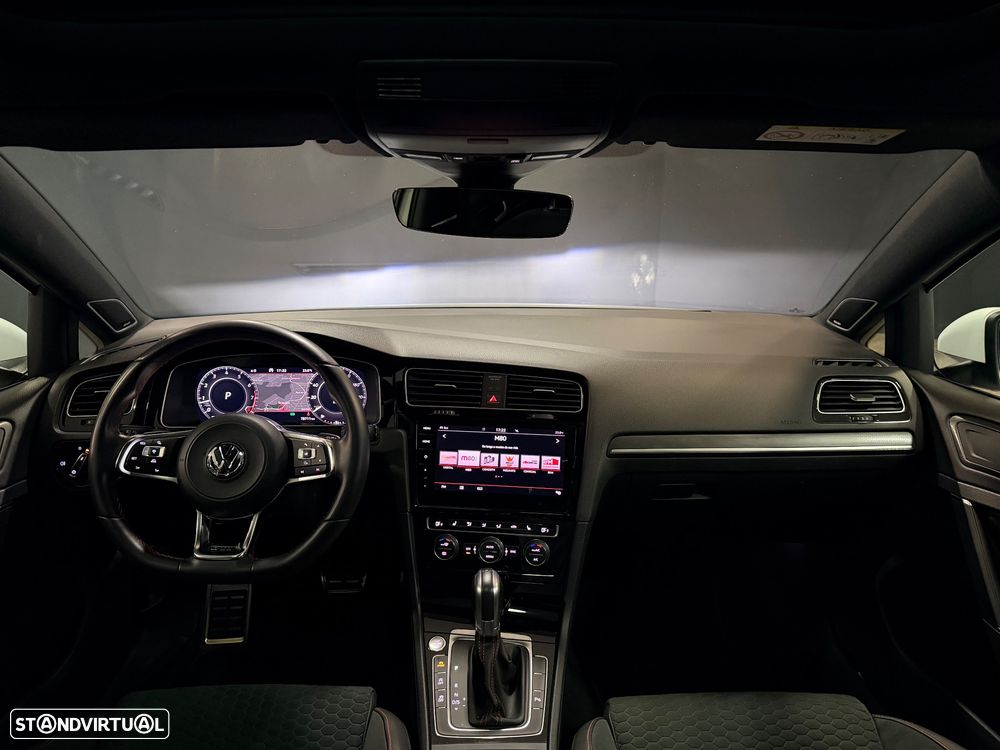 VW Golf GTI 2.0 TSI OPF DSG Performance - 6