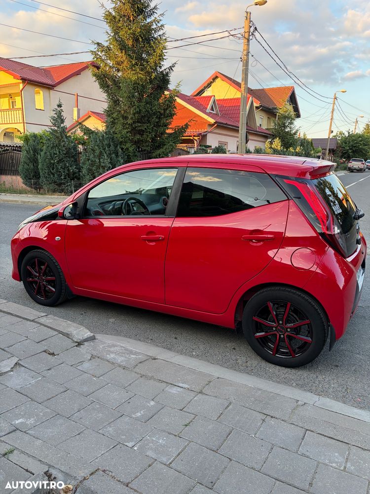 Toyota Aygo 1.0 VVY-I 5 usi X-play - 5