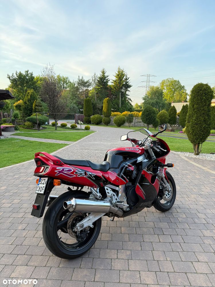 Suzuki GSX-R - 3
