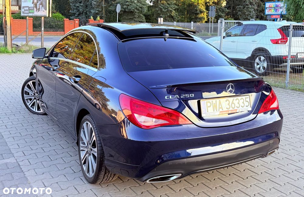 Mercedes-Benz CLA - 36