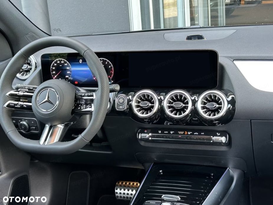 Mercedes-Benz GLA 2026