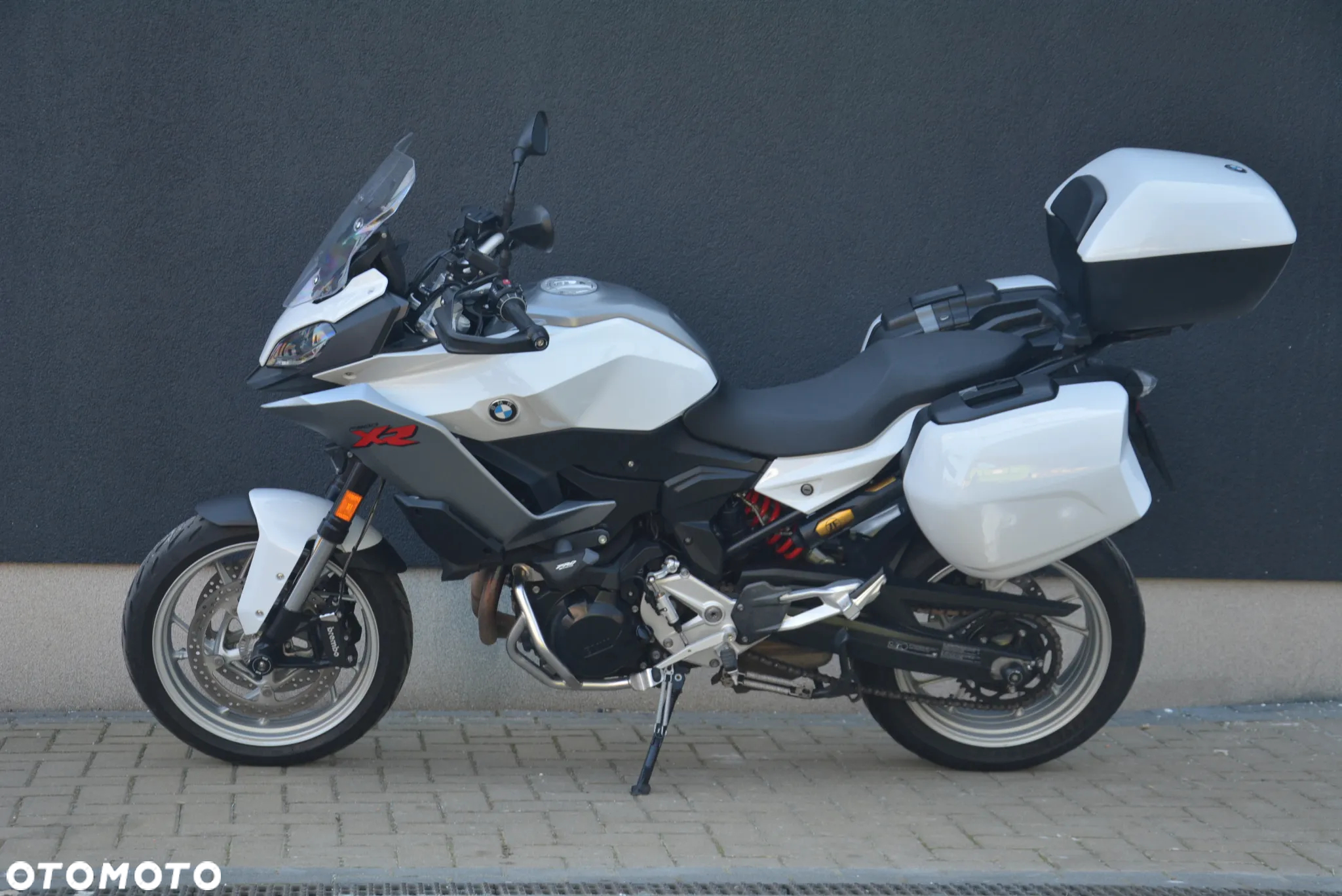 BMW XR - 3