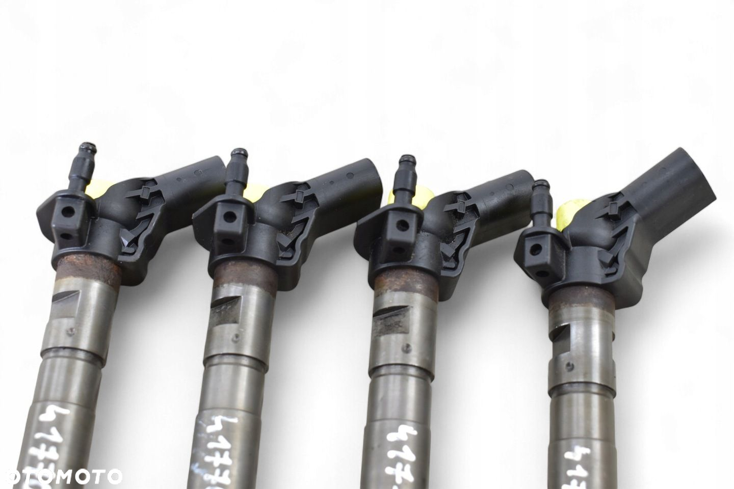 Wtryskiwacz AUDI A4 B8 A6 C6 Q7 4L 2.7 3.0 4.2 TDI 057130277AG 0445115058 - 3