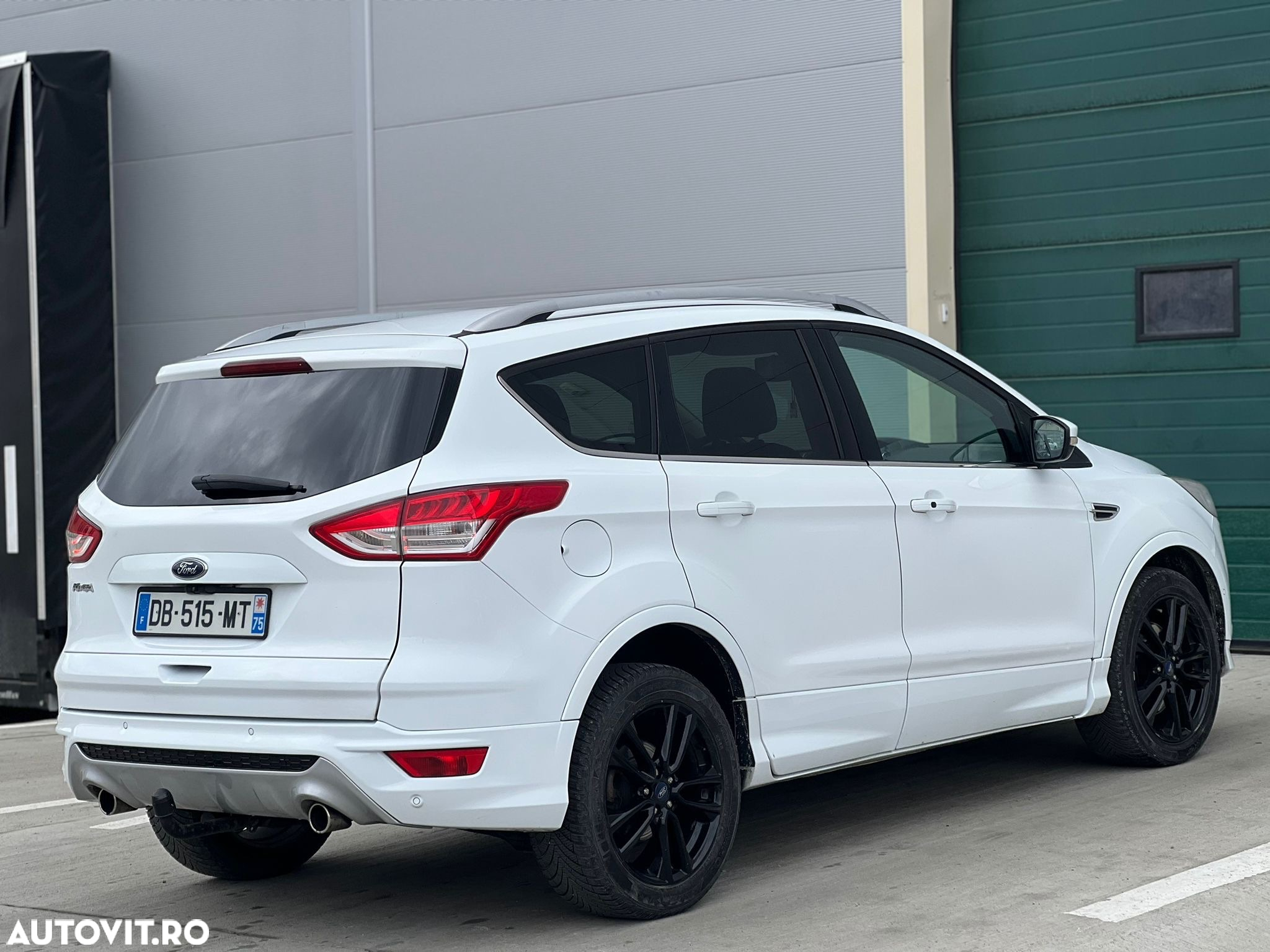 Ford Kuga 2.0 TDCi 2x4 Individual - 4