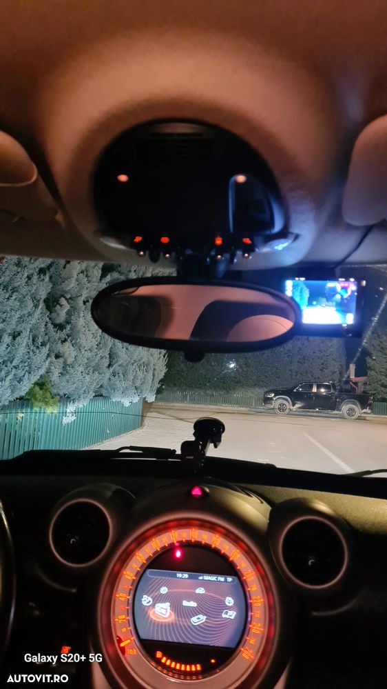 Mini Countryman - 11