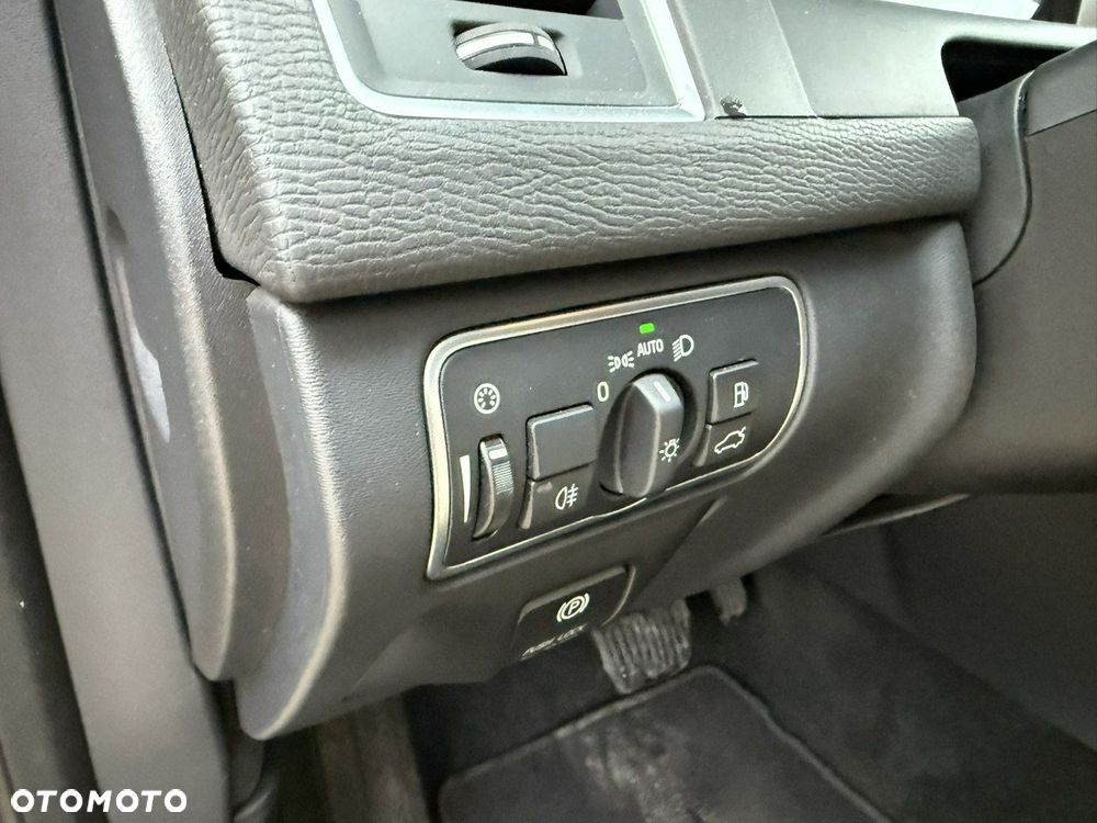 Volvo XC 60 D5 AWD Summum - 21