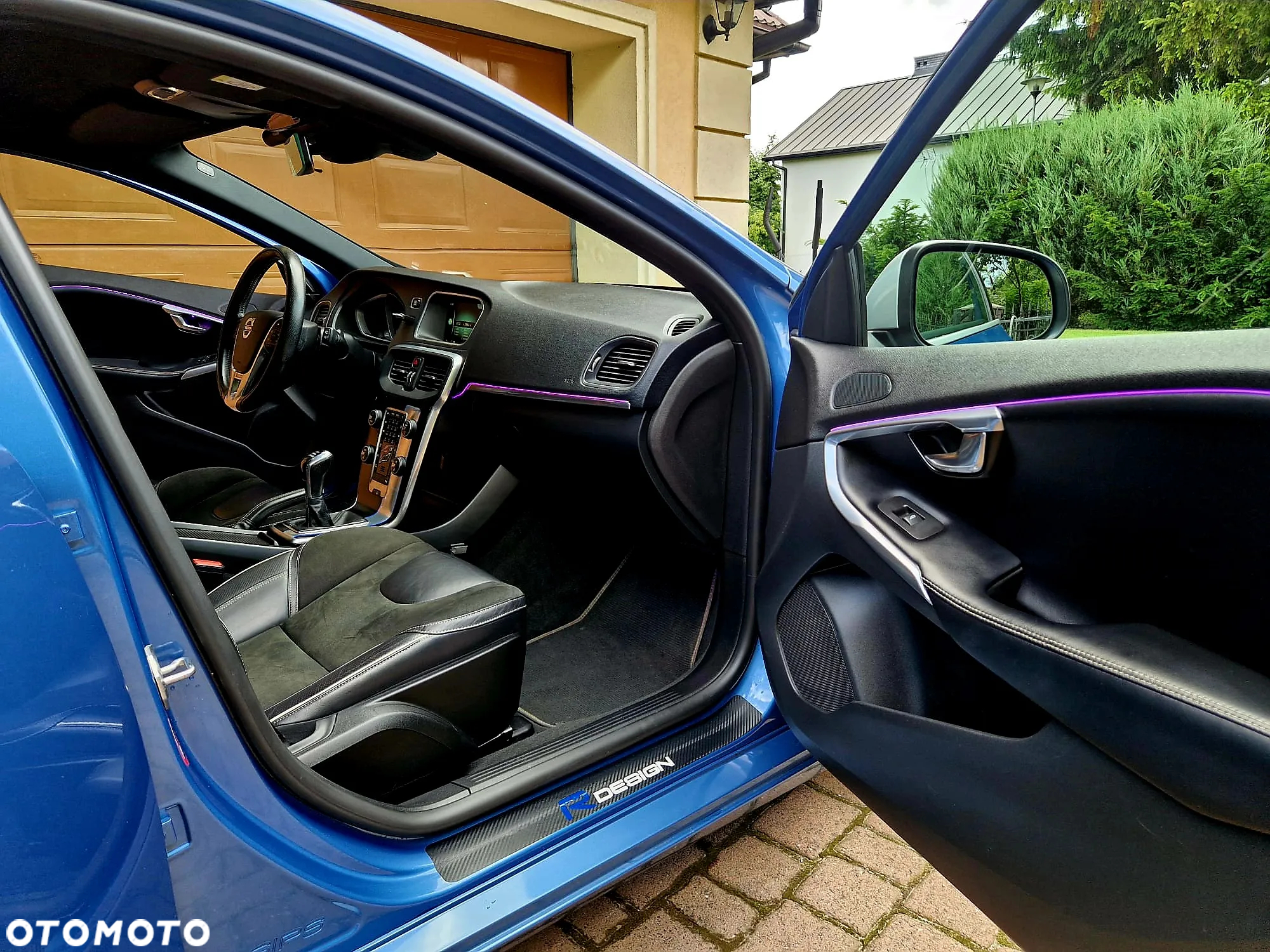 Volvo V40 D2 Drive-E R-Design Kinetic - 22