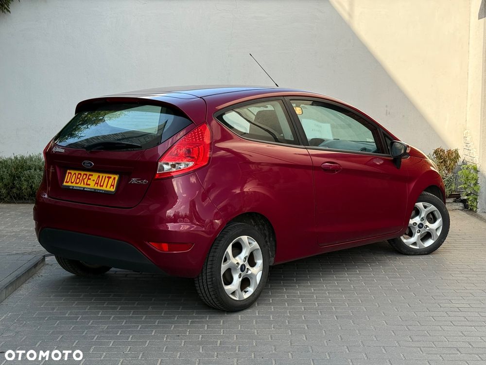 Ford Fiesta 1.25 Titanium - 24