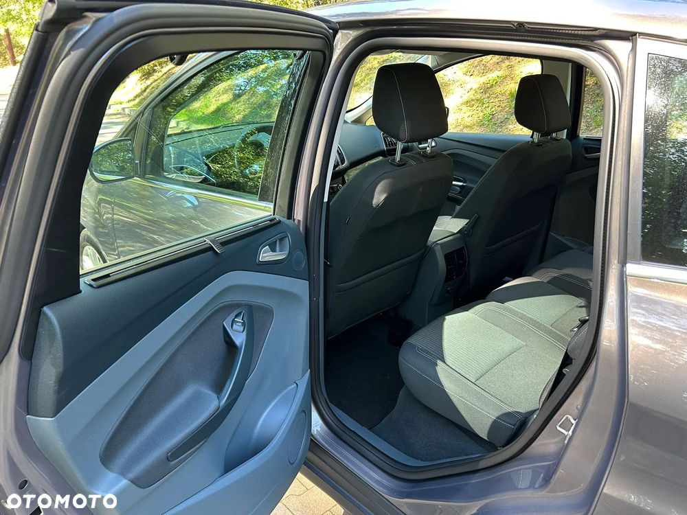 Ford C-MAX 1.6 EcoBoost Titanium - 19