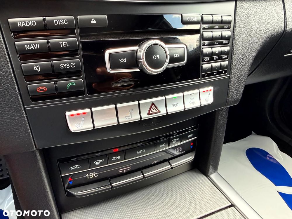 Mercedes-Benz Klasa E 220 CDI DPF BlueEFFICIENCY Automatik Avantgarde - 19