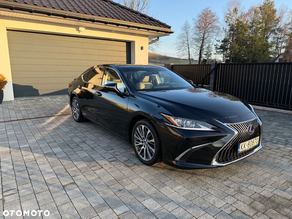 Lexus ES 300h Business Edition - 6