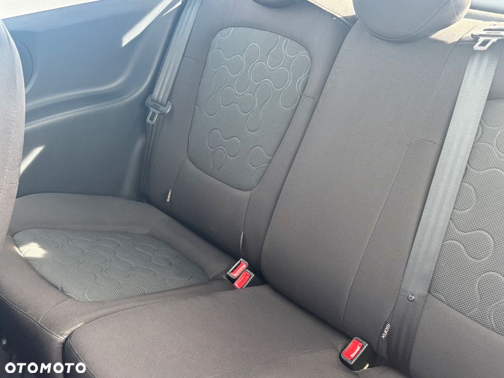 Hyundai i20 1.2 Classic + - 26